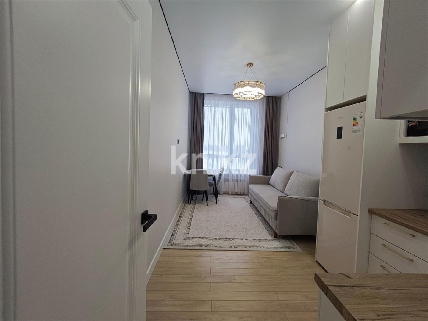 Продажа 2-комнатной квартиры, 38 м², пр. Мангилик Ел - Продажа квартир в Казахстане фото 2 из 11