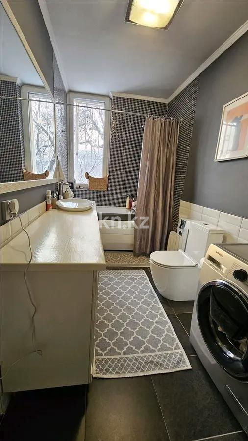 Продажа 3-комнатной квартиры, 70 м² - Недвижимость в Алматы фото 2 из 6