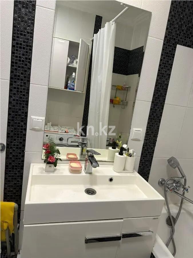 Продажа 2-комнатной квартиры, 46 м² в Алматы - фото 4