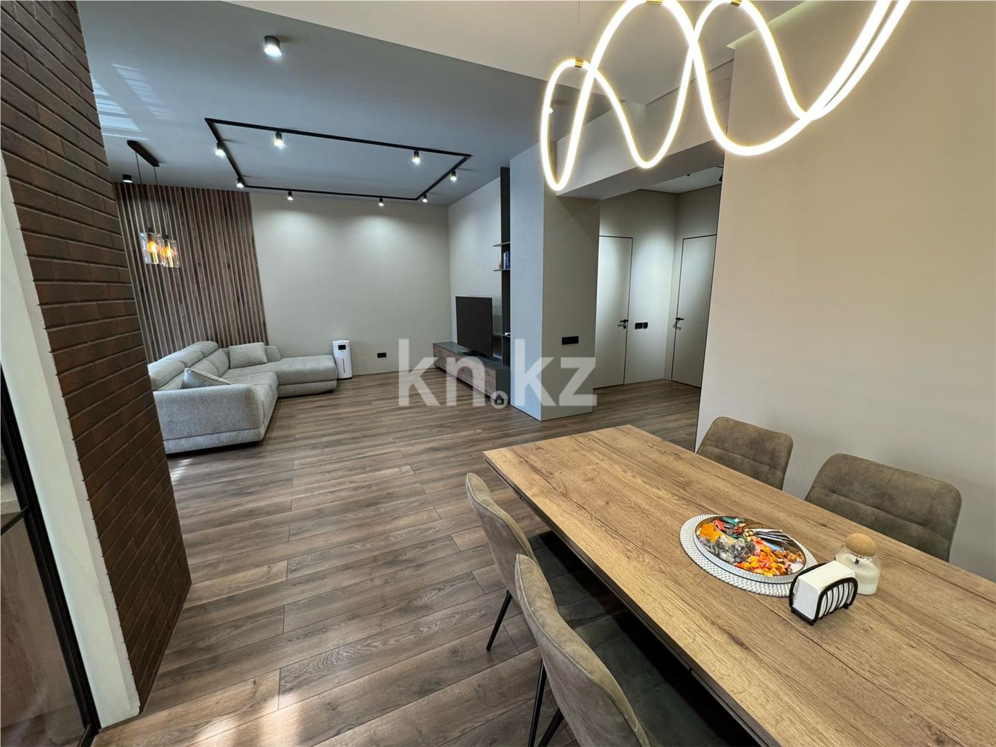 Продажа 4-комнатной квартиры, 142 м² - Продажа квартир в кирпичном доме в Казахстане - страница 190 фото 10 из 30