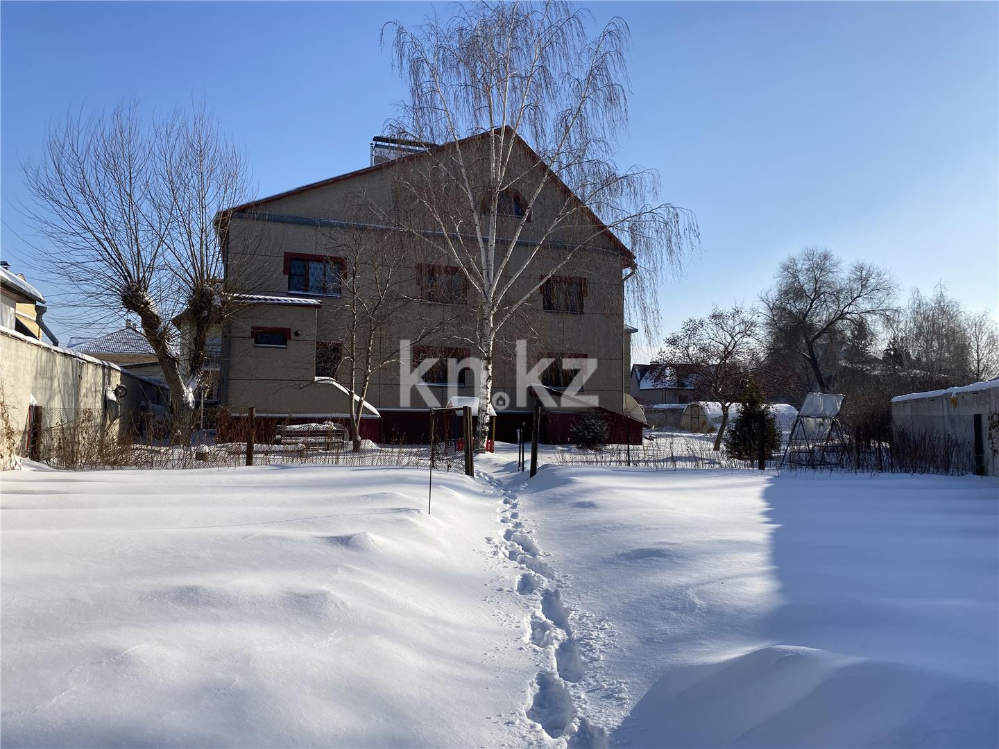 Продажа 7-комнатного дома, 372 м², ул. Аманжолова в Караганде - фото 32