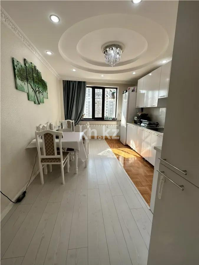 Продажа 1-комнатной квартиры, 40 м², пр. Момышулы, дом  27 в Астане - фото 3
