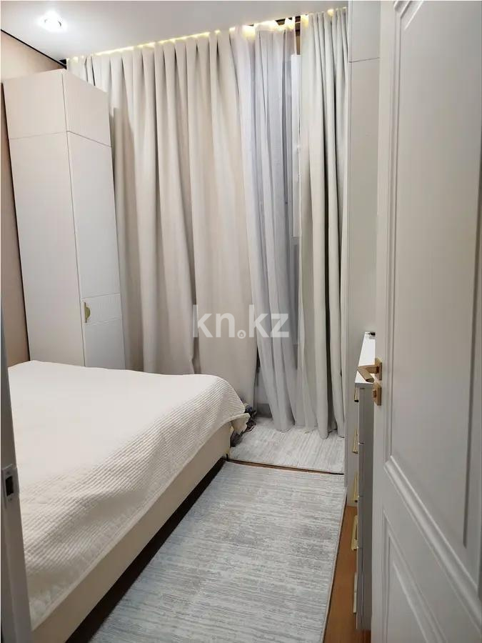 Продажа 2-комнатной квартиры, 47 м², пр. Райымбека, дом  348/1 в Алматы - фото 2