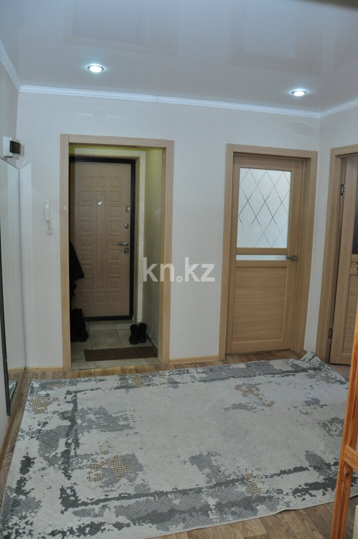 Продажа 4-комнатной квартиры, 79 м² в Караганде