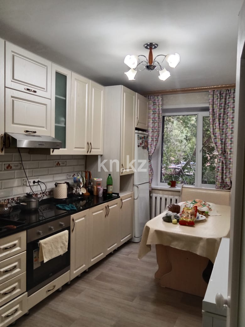 Продажа 4-комнатной квартиры, 77 м², ул. Язева, дом  10 - Продажа квартир в Караганде фото 1 из 8