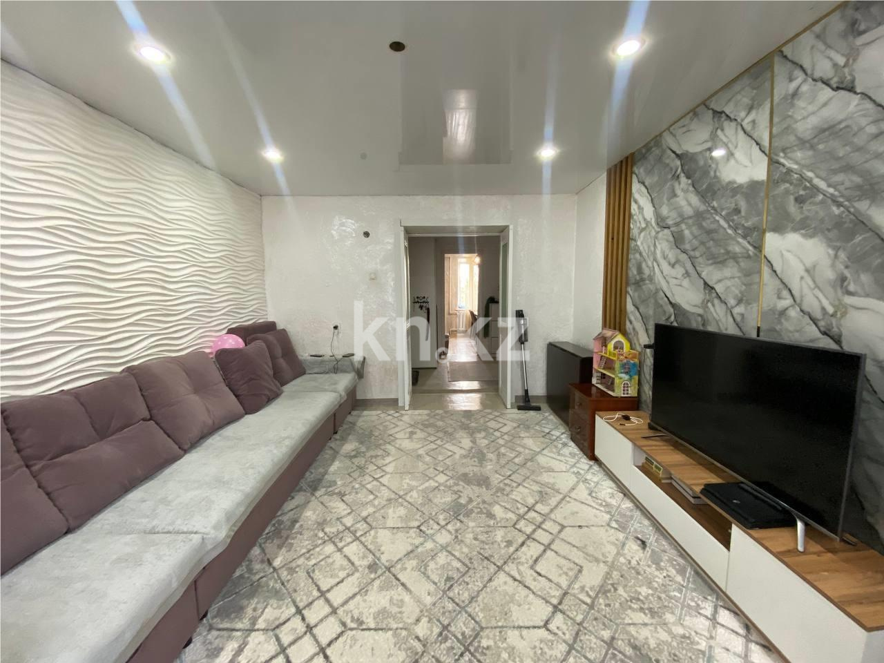 Продажа 3-комнатной квартиры, 59 м², ул. Маметовой, дом  93 - Продажа квартир в Караганде фото 2 из 13