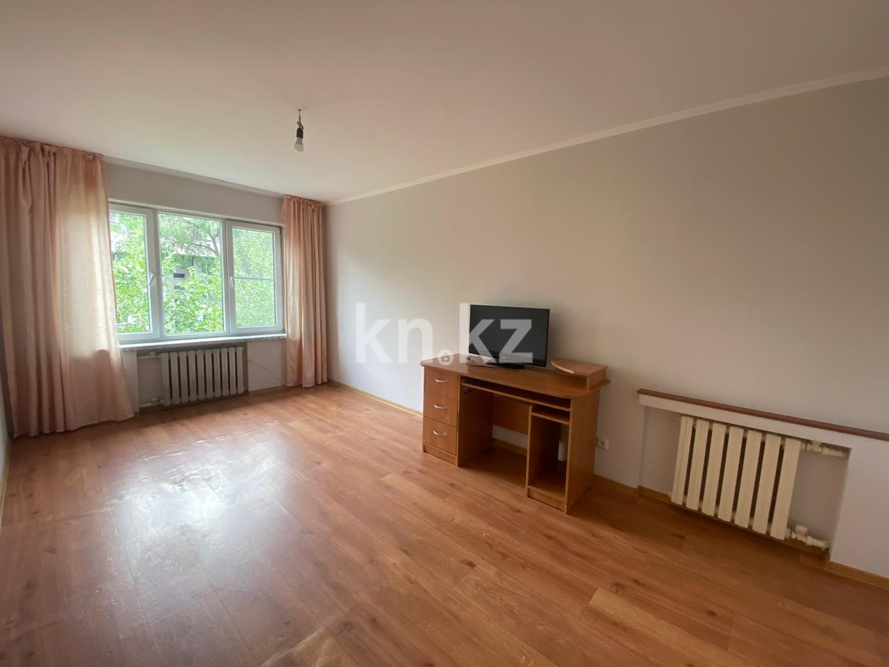 Продажа 3-комнатной квартиры, 64 м², ул. Муратбаева - Продажа  трехкомнатных квартир в Алматы фото 1 из 19