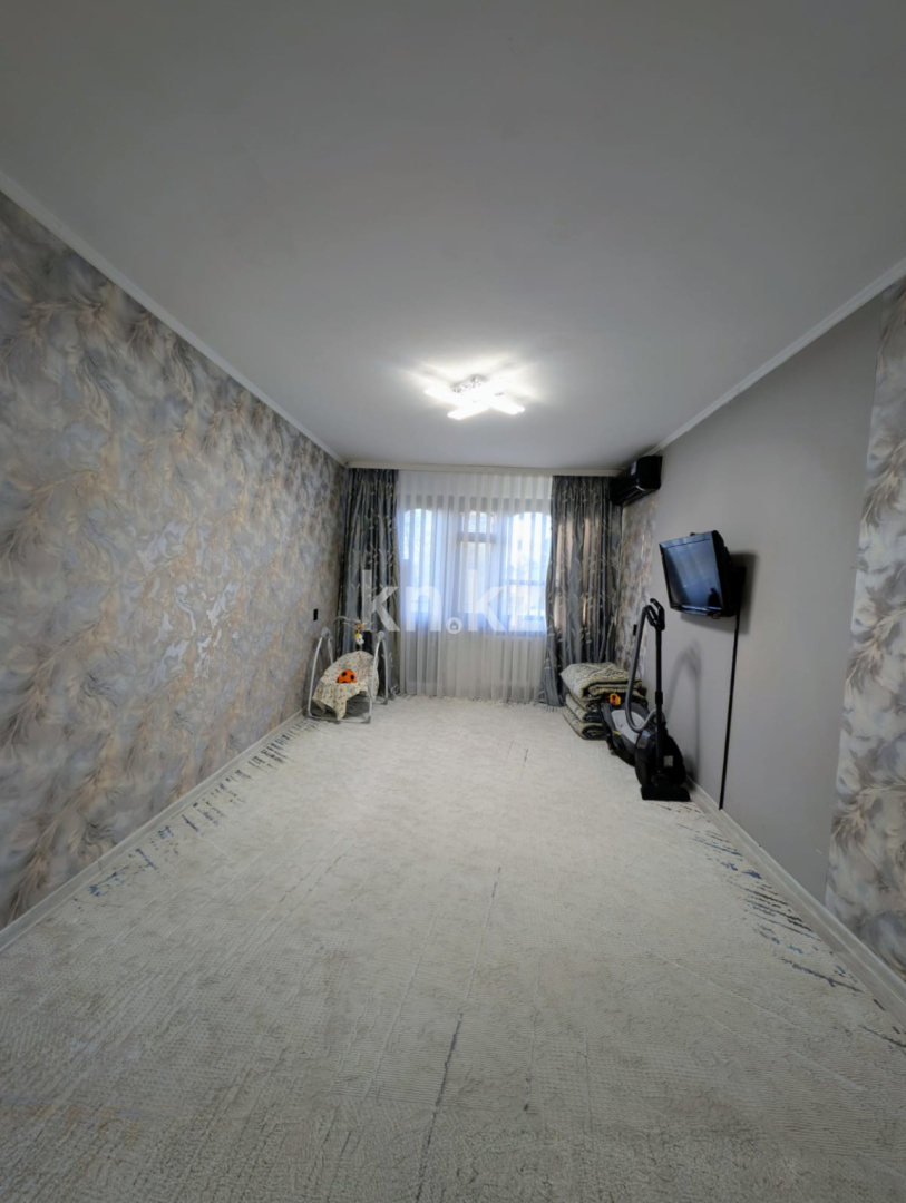 Продажа 3-комнатной квартиры, 61.7 м² - Продажа жилой и коммерческой недвижимости в Уральске фото 6 из 12