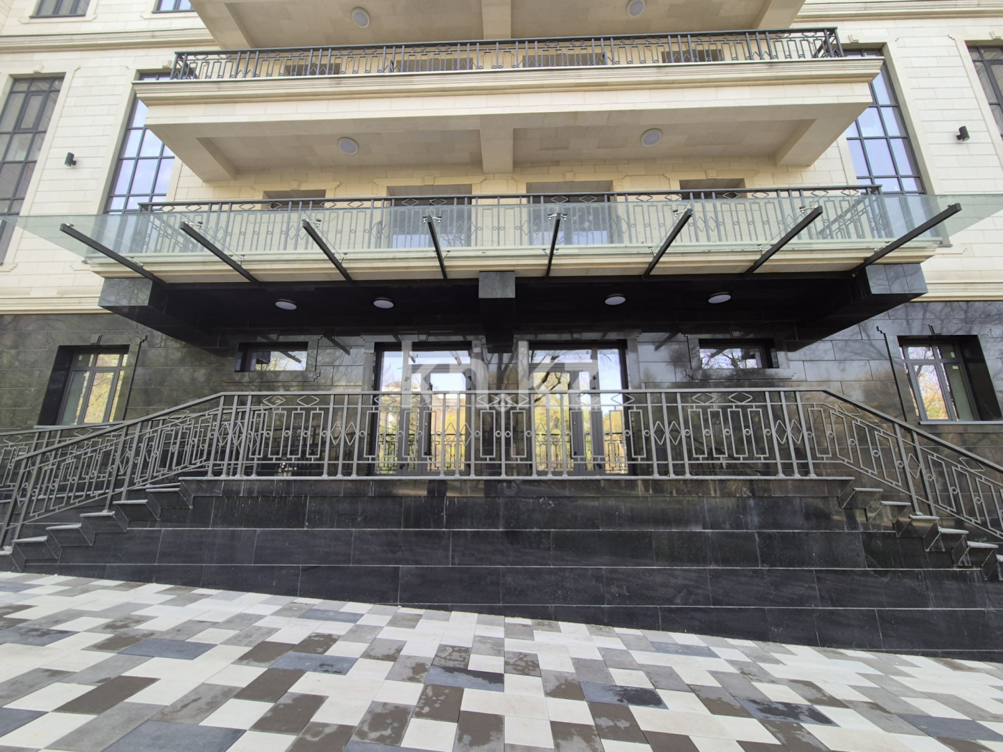 Аренда , Юрий Померанцев, дом  3 - Аренда офисных и торговых помещений в Алматы с фото фото 1 из 6