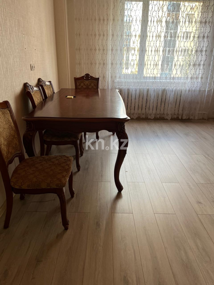 Продажа 4-комнатной квартиры, 105 м², ул. Сауран, дом  3/1 - район Абу Даби плазы - Продажа квартир в Астане фото 5 из 18