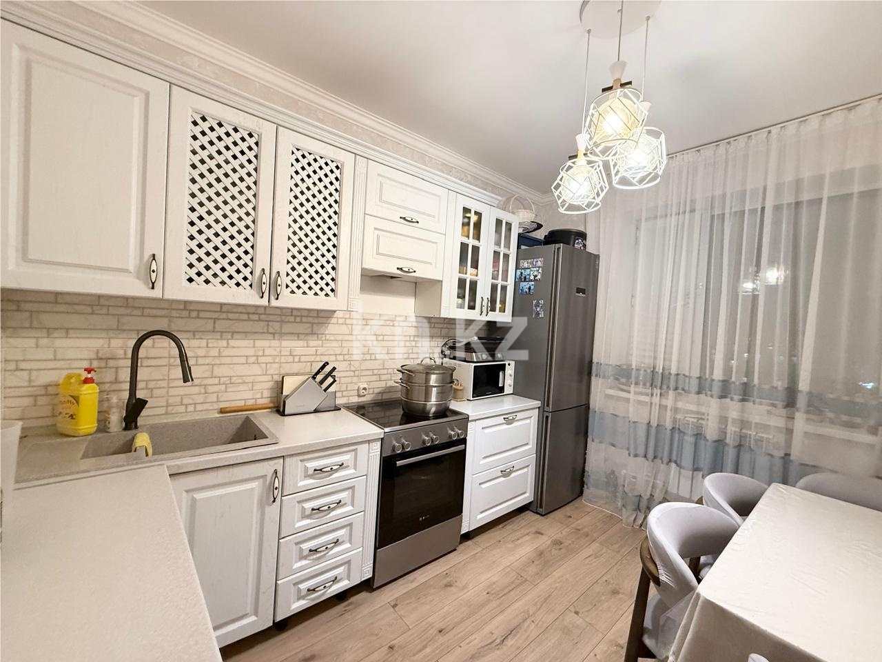 Продажа 2-комнатной квартиры, 68 м² в Караганде