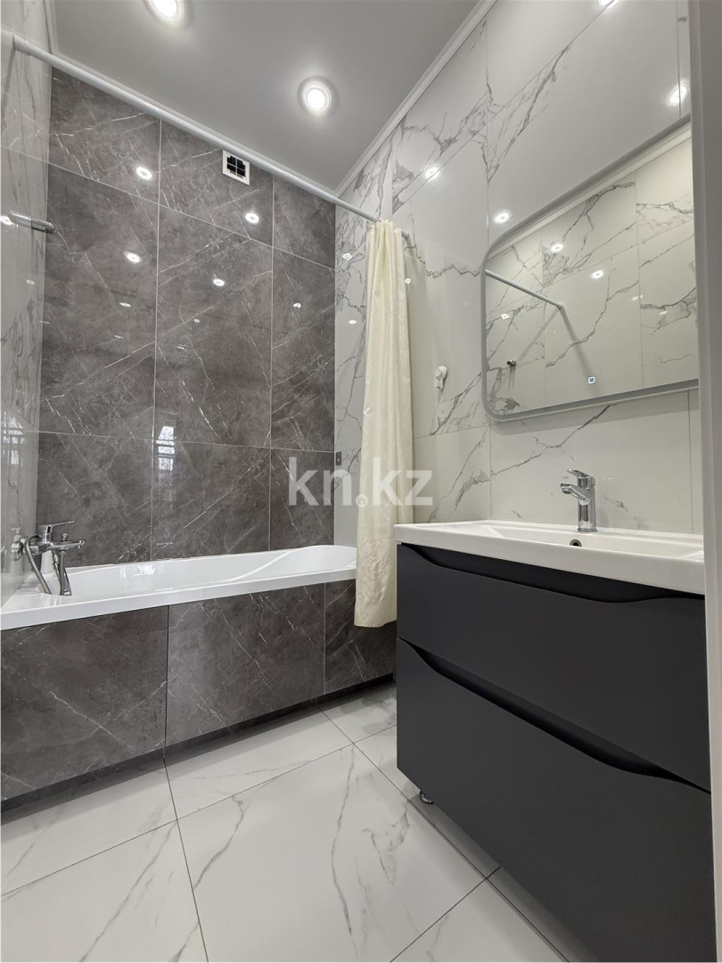 Продажа 3-комнатной квартиры, 84 м² в Караганде - фото 16