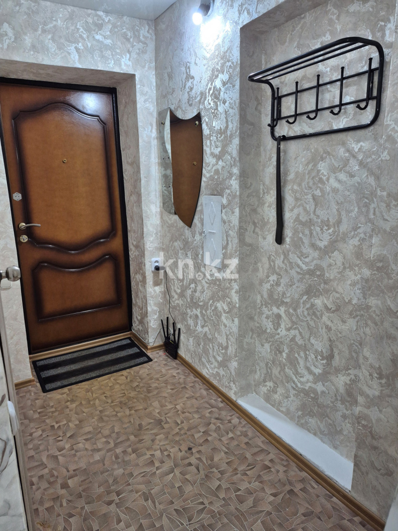 Аренда 1-комнатной квартиры посуточно, 32 м², ул. Алии Молдагуловой, дом  2/1 - Аренда жилой и коммерческой недвижимости в Уральске фото 5 из 6