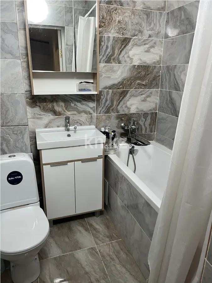 Продажа 3-комнатной квартиры, 90 м², ул. Кубрина, дом  22/1 в Астане - фото 4