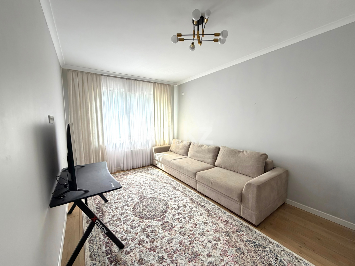 Продажа 1-комнатной квартиры, 40.8 м² в Алматы - фото 2