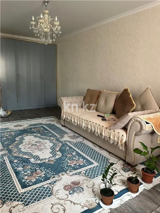 Продажа 1-комнатной квартиры, 46 м², пр. Кошкарбаева, дом  15 - Продажа квартир в Астане фото 1 из 4