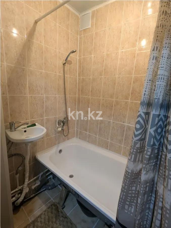 Продажа 3-комнатной квартиры, 62 м², мкр-н 16, дом  32 - Продажа квартир в Караганде фото 5 из 7