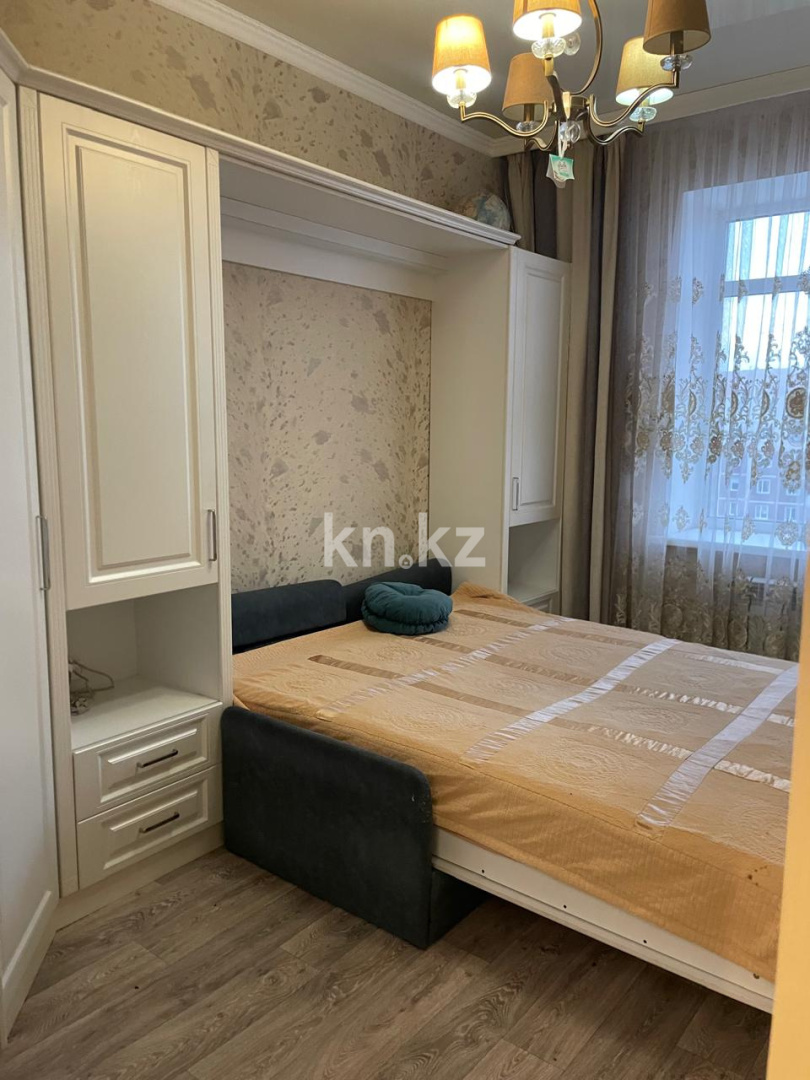 Продажа 3-комнатной квартиры, 61 м², мкр. Гульдер-1, дом  1/4 в Караганде - фото 4