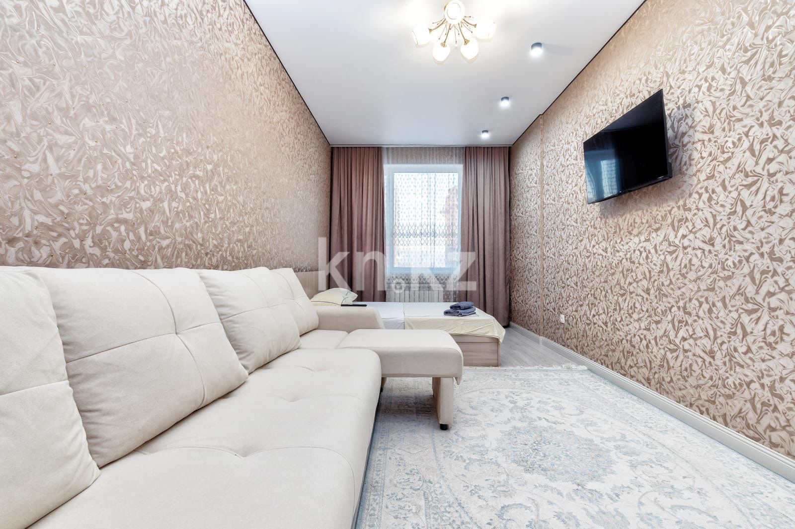 Аренда 3-комнатной квартиры, 86 м², пр. Кабанбай батыра, дом  64 - ул. Рыскулова - Аренда квартиры помесячно в Астане фото 1 из 5