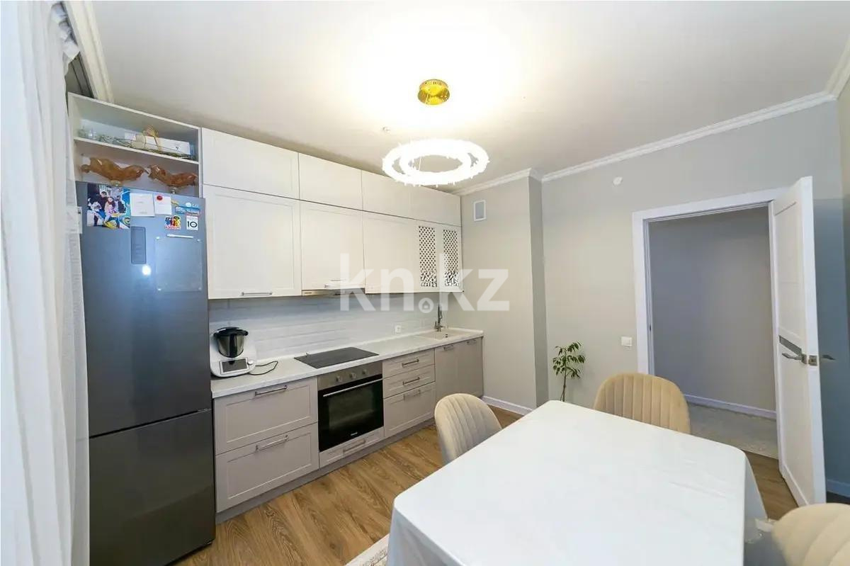 Продажа 2-комнатной квартиры, 69 м², пр. Кошкарбаева, дом  10/1 в Астане - фото 2