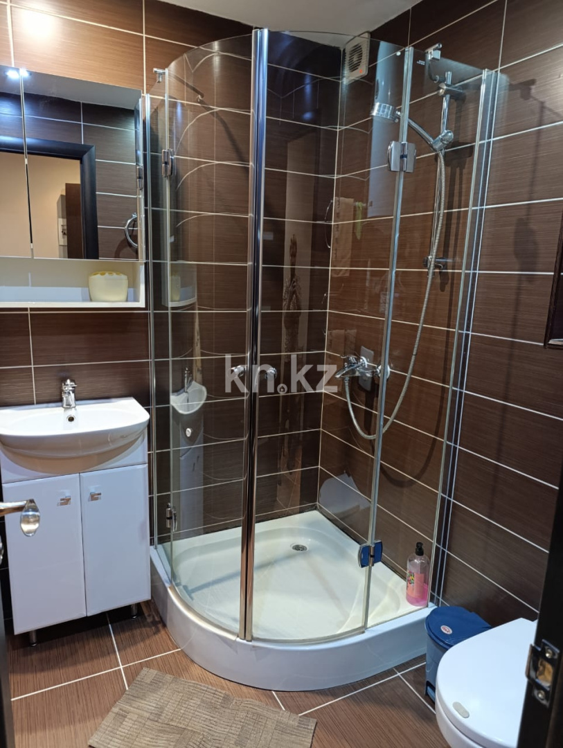 Аренда 1-комнатной квартиры посуточно, 33 м², ул. Ержанова, дом  47/2 - Аренда  однокомнатных квартир посуточно в Караганде без посредников фото 2 из 8