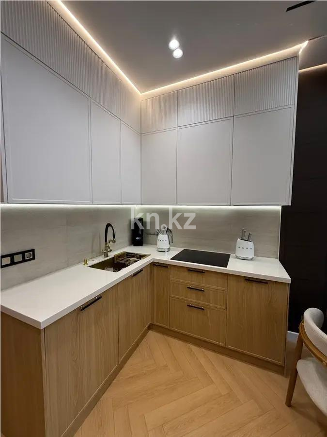 Продажа 3-комнатной квартиры, 75 м², пр. Туран, дом  52/6 в Астане - фото 5