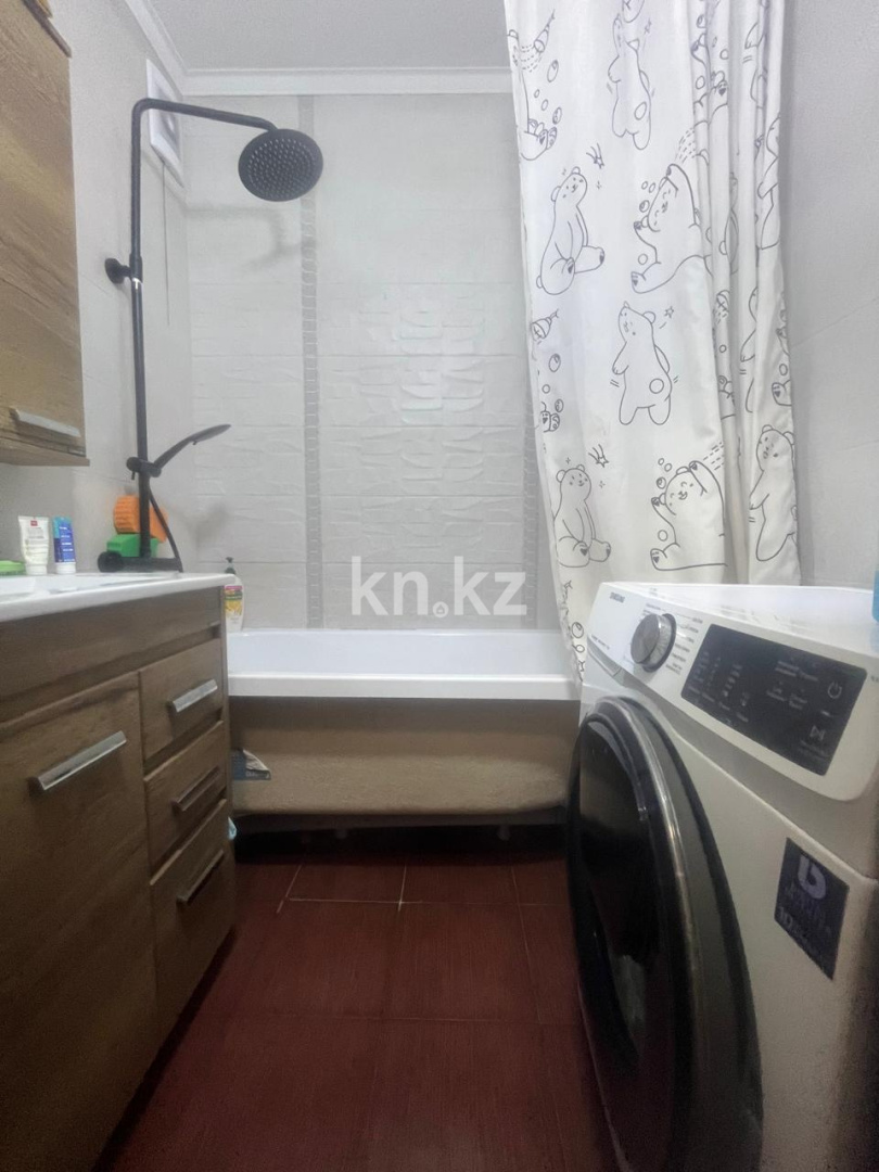 Продажа 5-комнатной квартиры, 99 м², мкр. Степной-1, дом  4 - Продажа  пятикомнатных квартир в Караганде с фото фото 7 из 9