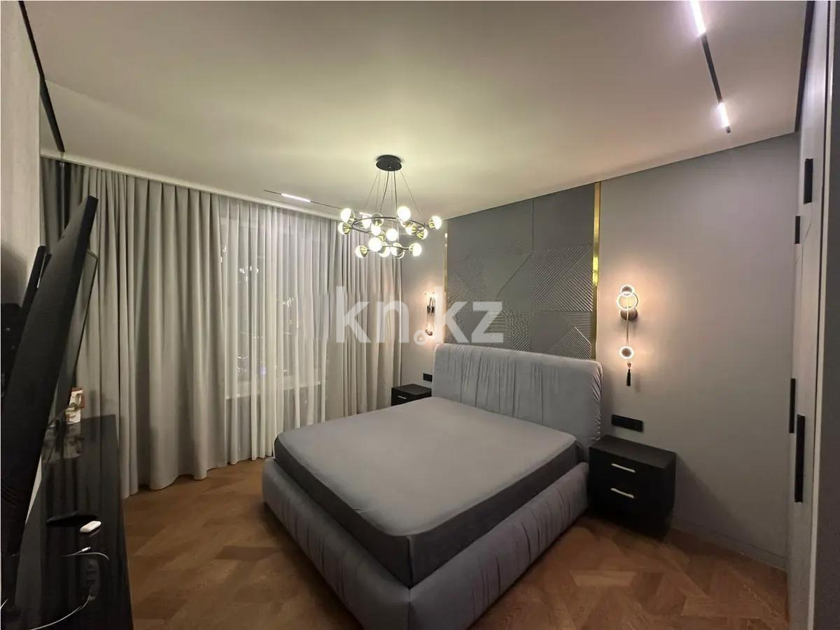 Продажа 4-комнатной квартиры, 143 м², ул. Розыбакиева, дом  237 в Алматы - фото 2