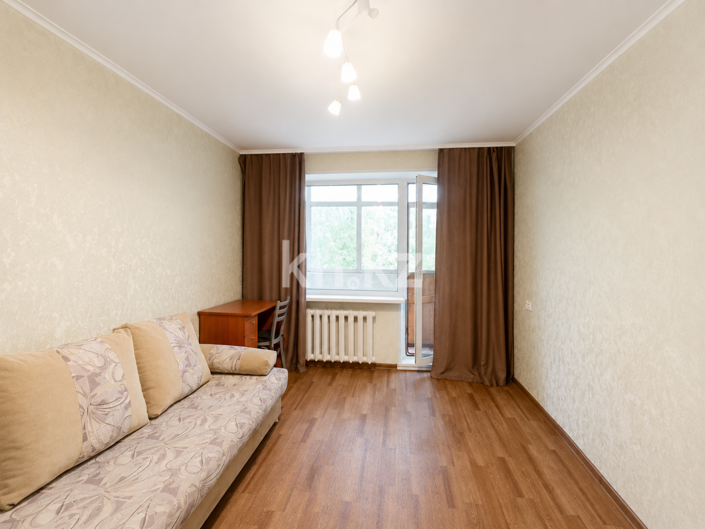 Продажа 2-комнатной квартиры, 43 м² - Продажа квартир в панельном доме в Казахстане - страница 3 фото 1 из 14
