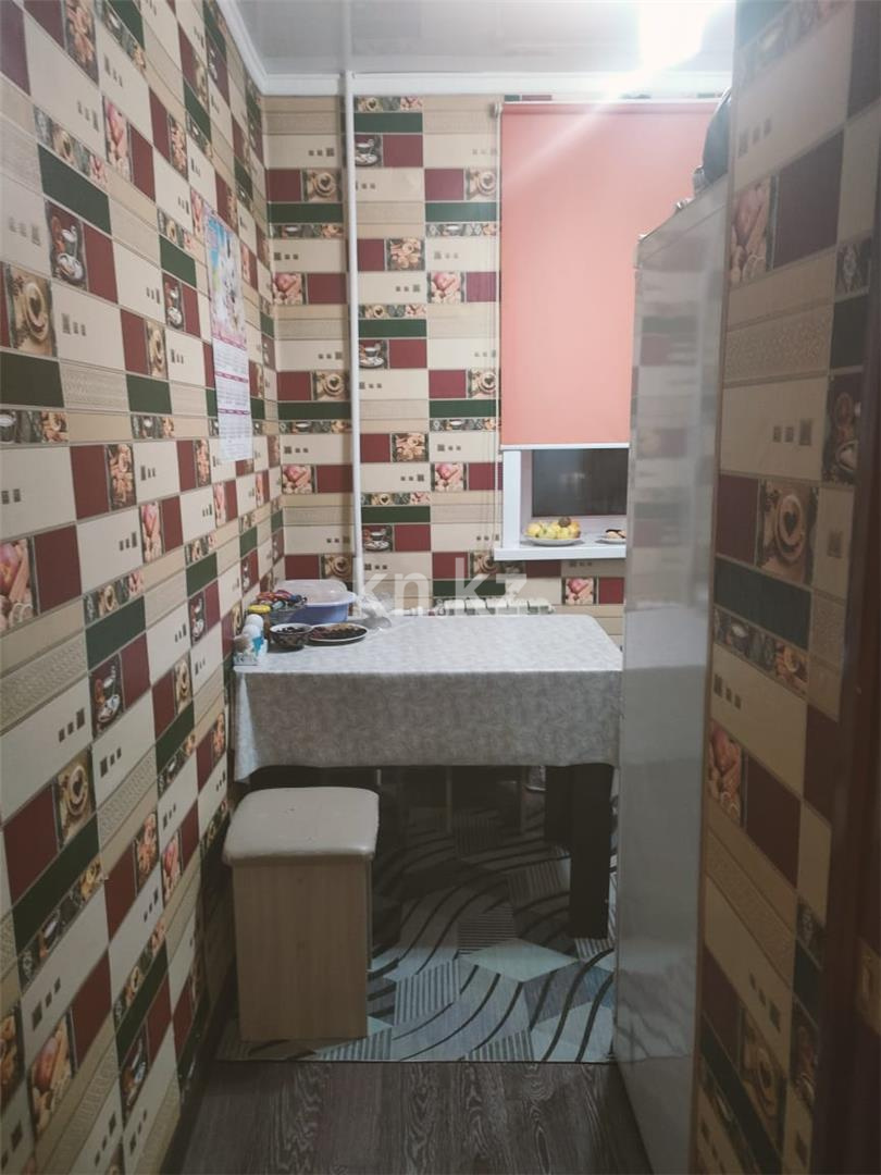 Продажа 3-комнатной квартиры, 60 м², ул. Жекибаева - Продажа  трехкомнатных квартир в Караганде фото 12 из 21
