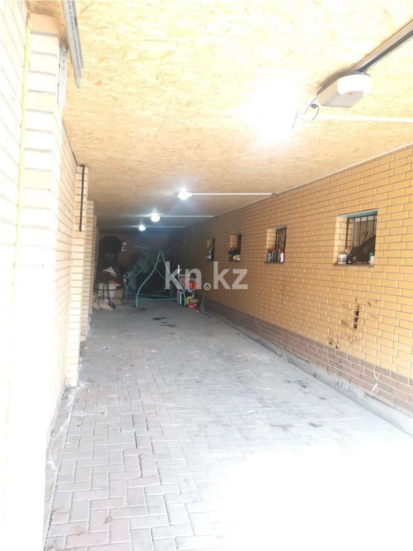 Продажа 5-комнатного дома, 520 м², ул. Муканова - Продажа домов, коттеджей в Караганде фото 48 из 51