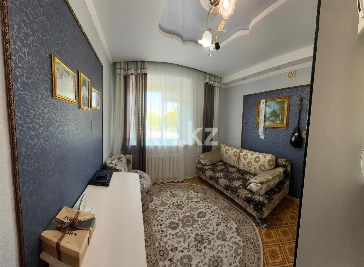 Продажа 3-комнатной квартиры, 82 м², ул. Жамбыла, дом  109 в Караганде - фото 3