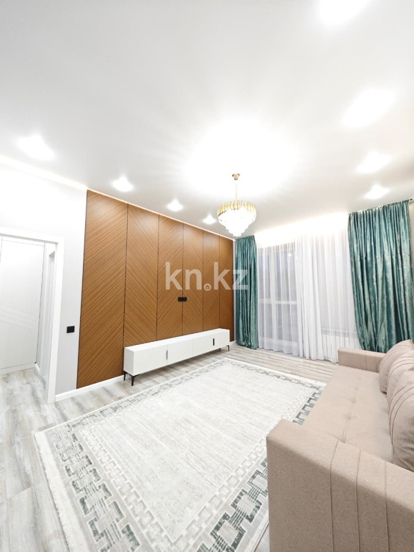 Продажа 2-комнатной квартиры, 61 м², ул. Университетская, дом  18 - Продажа  двухкомнатных квартир в Караганде фото 2 из 19