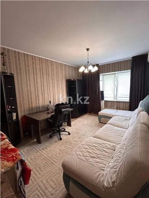 Продажа 4-комнатной квартиры, 98.2 м² - Продажа квартир в панельном доме в Алматы - страница 2 фото 1 из 8
