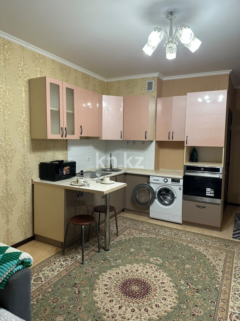 Аренда 1-комнатной квартиры, 30 м² в Астане