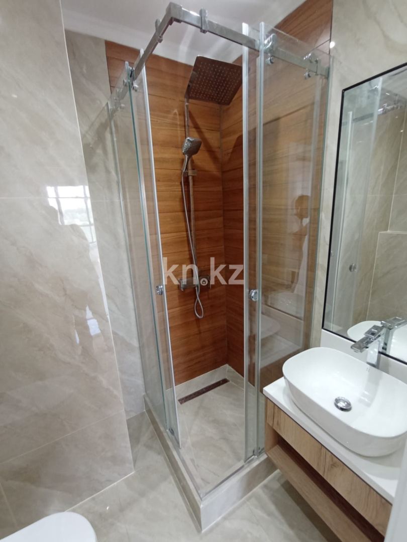 Продажа 2-комнатной квартиры, 82 м² в Алматы - фото 27