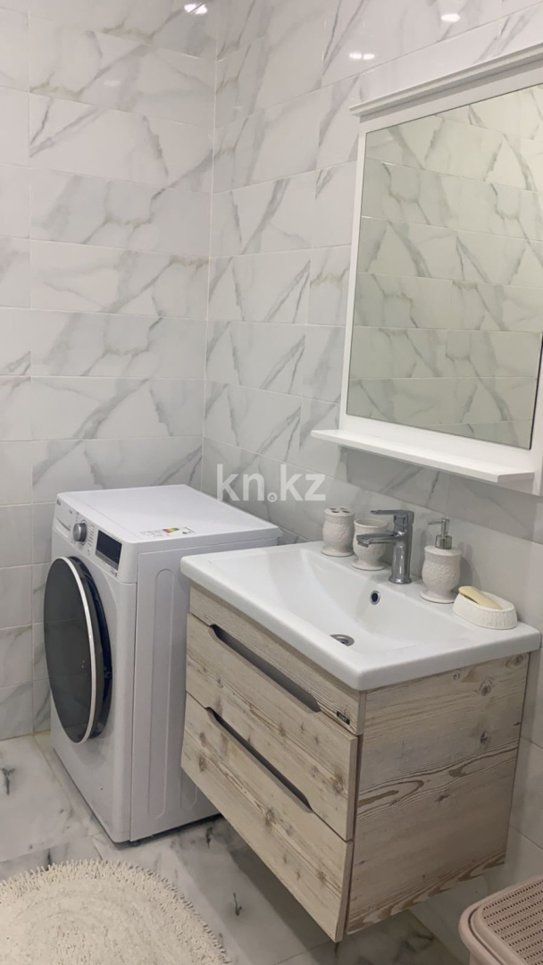 Аренда 3-комнатной квартиры, 112 м², ул. Мичурина, дом  21/3 - Аренда квартир помесячно в Караганде фото 6 из 8