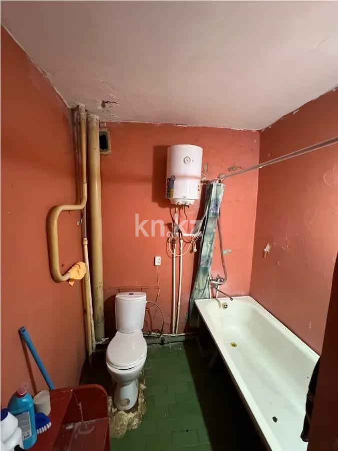 Продажа 1-комнатной квартиры, 28 м², мкр-н 14, дом  20а - Продажа  однокомнатных квартир в Караганде фото 3 из 4