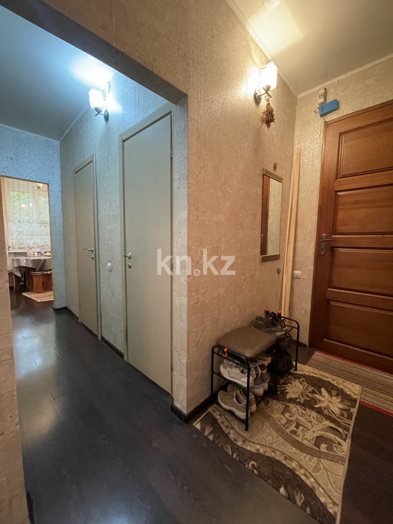 Продажа 3-комнатной квартиры, 62 м², пр. Шакарима, дом  161а - Продажа  трехкомнатных квартир в Усть-Каменогорске фото 7 из 13