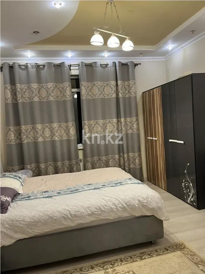 Продажа 3-комнатной квартиры, 100 м², пр. Абая, дом  150/230 в Алматы