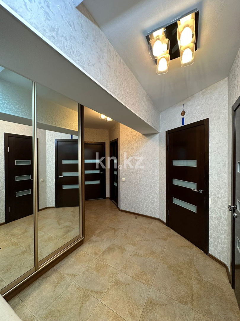 Продажа 4-комнатной квартиры, 97 м², ул. Желтоксан - Продажа квартир в Казахстане фото 12 из 13