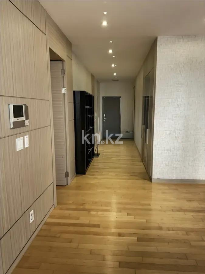 Продажа 2-комнатной квартиры, 110 м², ул. Байтурсынова, дом  1 в Астане - фото 6