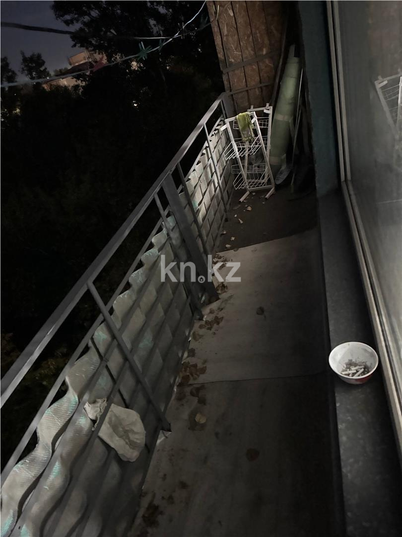 Продажа 3-комнатной квартиры, 64 м², мкр-н 22 - Продажа квартир в Караганде фото 15 из 19