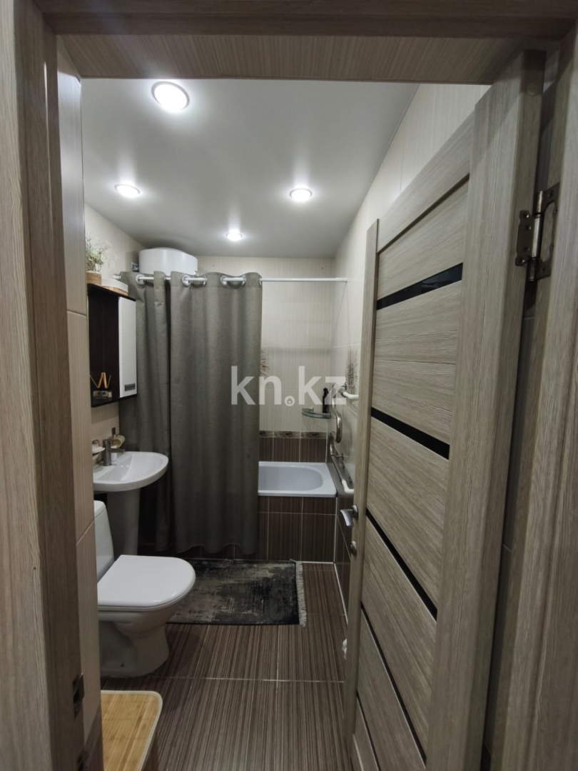 Продажа 2-комнатной квартиры, 45.6 м² - Продажа двухкомнатных квартир в Караганде - страница 2 фото 8 из 12