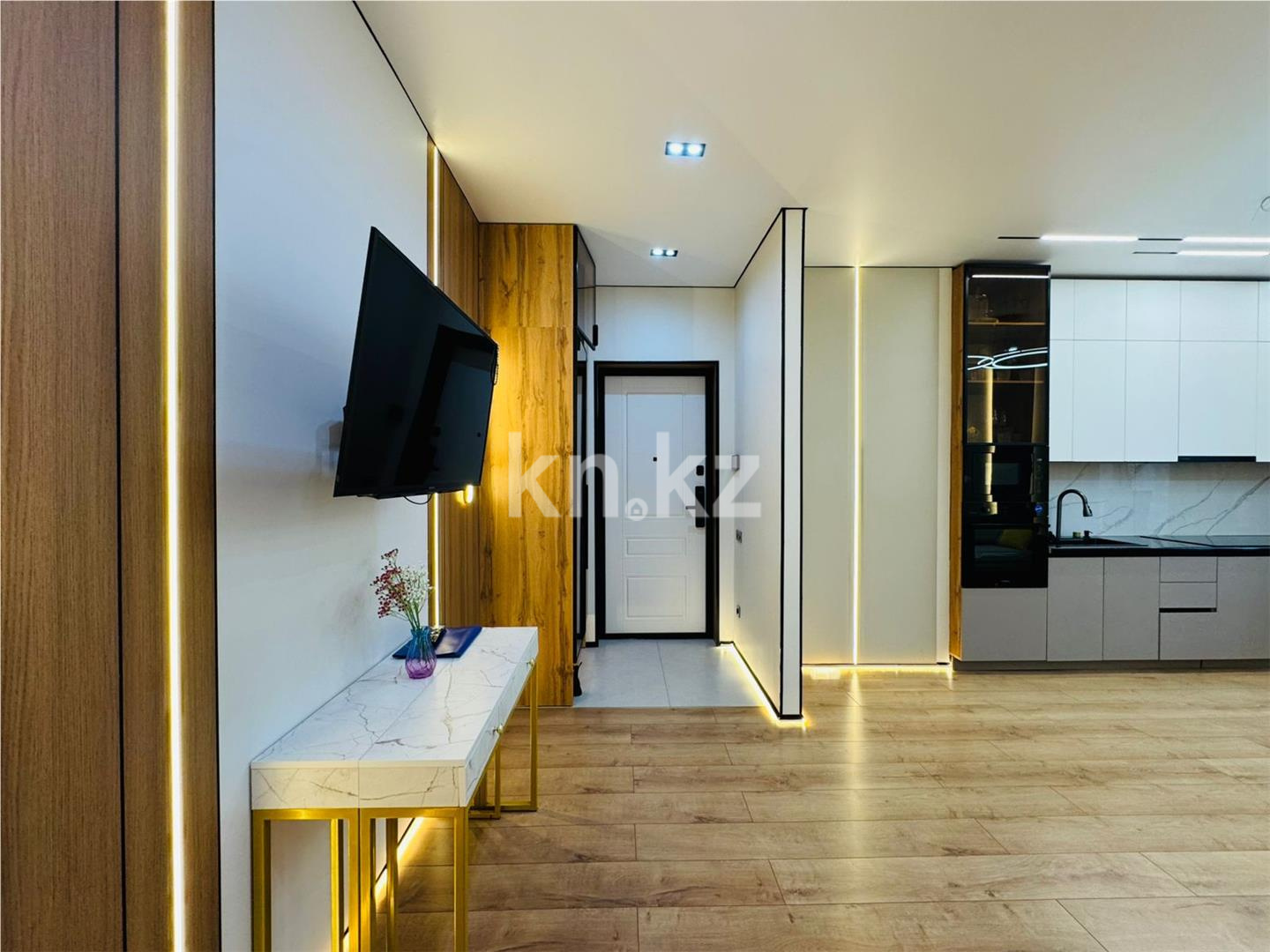 Продажа 3-комнатной квартиры, 73.2 м², ул. Байтурсынова в Астане - фото 12