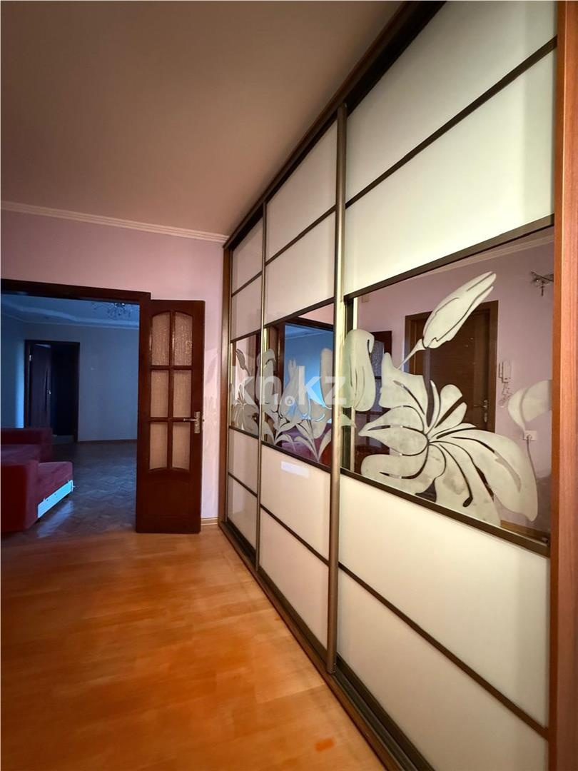Продажа 4-комнатной квартиры, 80 м² - Продажа квартир в панельном доме в Караганде - страница 6 фото 20 из 22