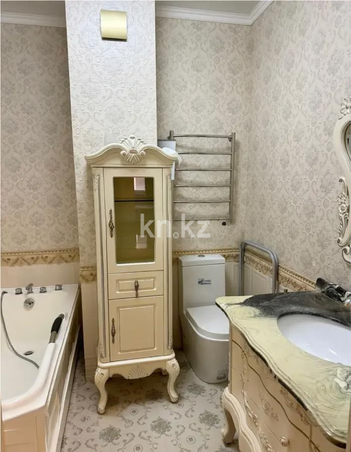 Продажа 4-комнатной квартиры, 140 м², мкр-н Керемет, дом  7/27 в Алматы - фото 5