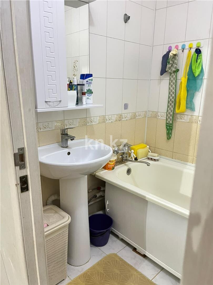 Продажа 3-комнатной квартиры, 65 м² в Караганде - фото 9