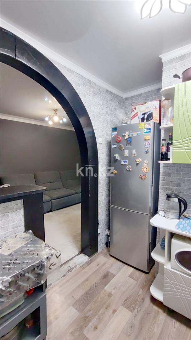 Продажа 3-комнатной квартиры, 63 м², мкр-н Восток-2 - Продажа квартир в Караганде фото 7 из 11