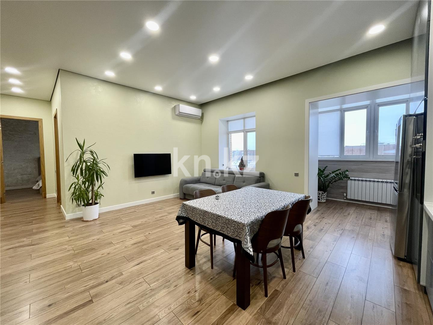 Продажа 3-комнатной квартиры, 82 м², мкр-н Гульдер-1, дом  1/4 - Продажа  трехкомнатных квартир в Караганде фото 5 из 32